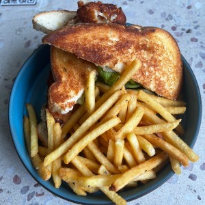 Fried Chicken Samdwich