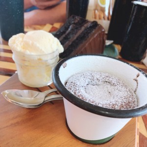 Lava Cake de Chocolate con helado