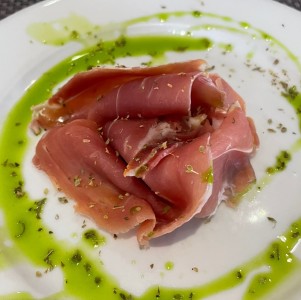 Jamon iberico para la burrata