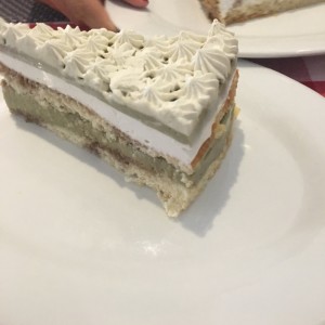 pastel de pistacho