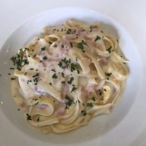 espaguetti alfredo