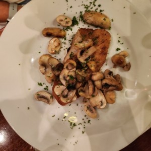 corvina con hongos