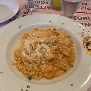 Pasta Camarones (Salsa Aurora)