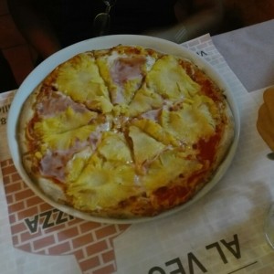 Pizza Hawaiiana