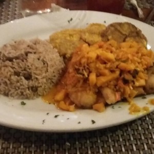 Filete de corvina a la negra