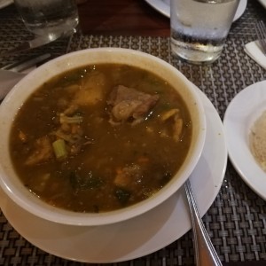 sopa de lentejas