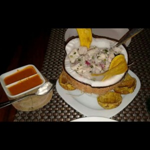 CEVICHE en coco