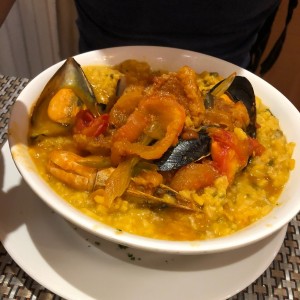 Guacho de mariscos