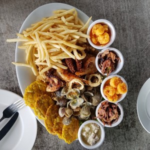 Picada de Mariscos 