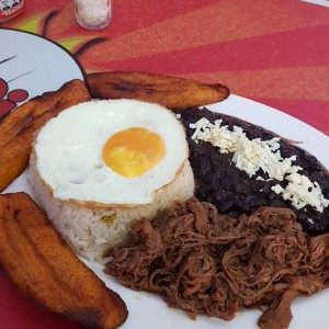 pabellon criollo a caballo 