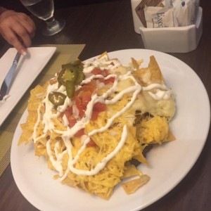 Nachos gringos con pollo