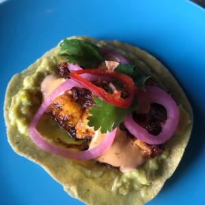 tostada de pulpo