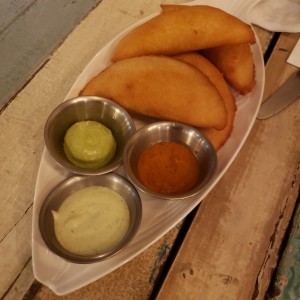 Empanadas de cazon