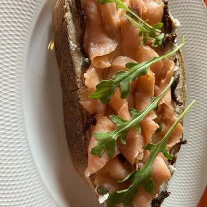 Salmon toast