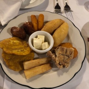 bandeja tipica