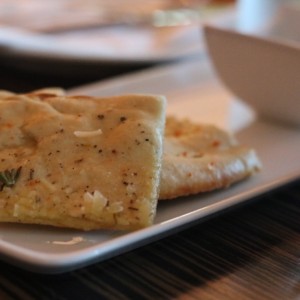 Pan foccacia con pesto