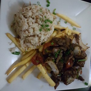 lomo saltado