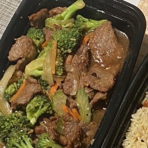 Carne con brocoli