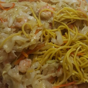 chow mein de camarones