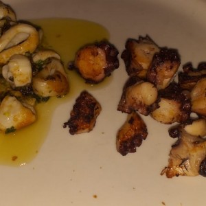 Pulpo y al ajillo