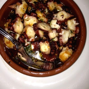 Pulpo al ajillo