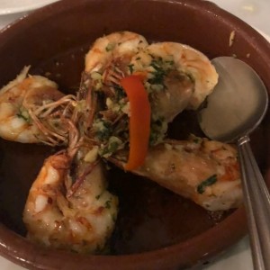 Langostino al ajillo, una exquisitez 