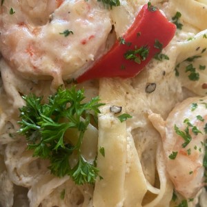 Fettuccine con langostinos al olio