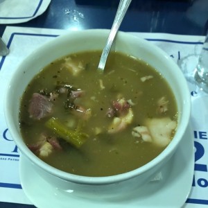 caldo gallego