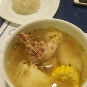 Sancocho con arroz