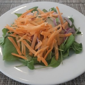 ensalada Arco Iris - Almuerzo del Dia