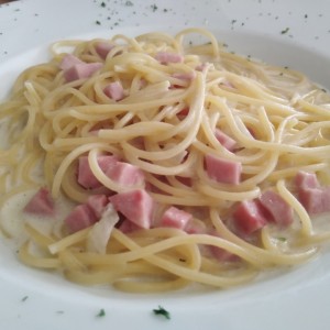 Espaguettis alfredo