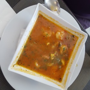 Sopa de Mariscos Napolitana