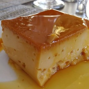 Flan de la casa