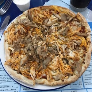 pizza de pollo con hongos 