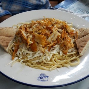 spagettini con pollo al oleo