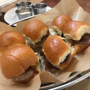 Mini Burgers 