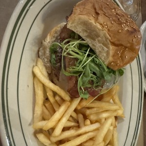 Wagyu burger