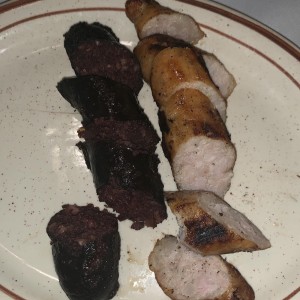 picada de chorizo y morcilla