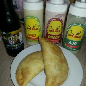 Desayunos - Empanadas de mechada