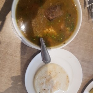 sopa de costilla