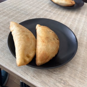 EMPANADAS - Empanadas