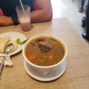 sopa de costilla