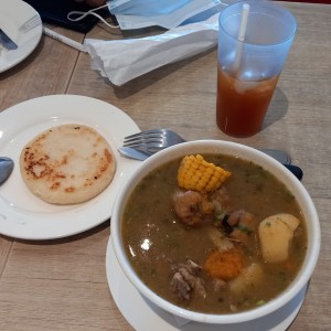 sopa de res