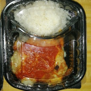 Pollo - Pechuga Parmigiana con arroz