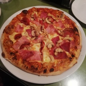 Pizza Napoli