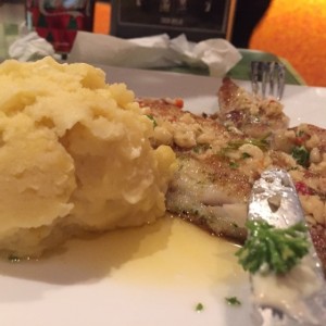 Filete de Corvina al Ajillo