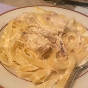 Pastas Especialidades - Fettucine Pollo Alfredo