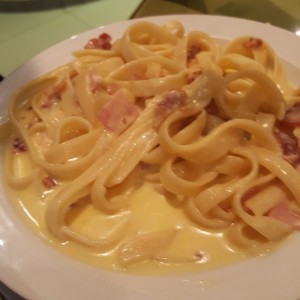 fetuccine a la carbonara