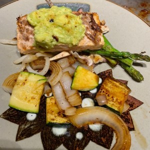 hibachi salmon with avocado tartar sauce