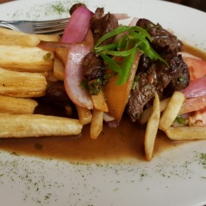 Lomo Saltado